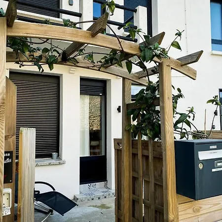 Rdc Avec Sa Terrasse Privee דירה